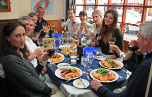 Options to have lunch on board or in a restaurant.